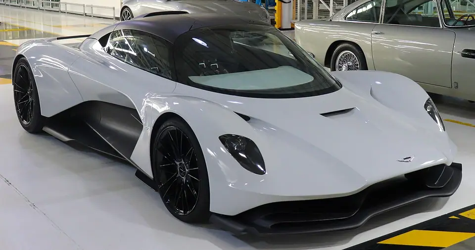 Aston Martin Valhalla