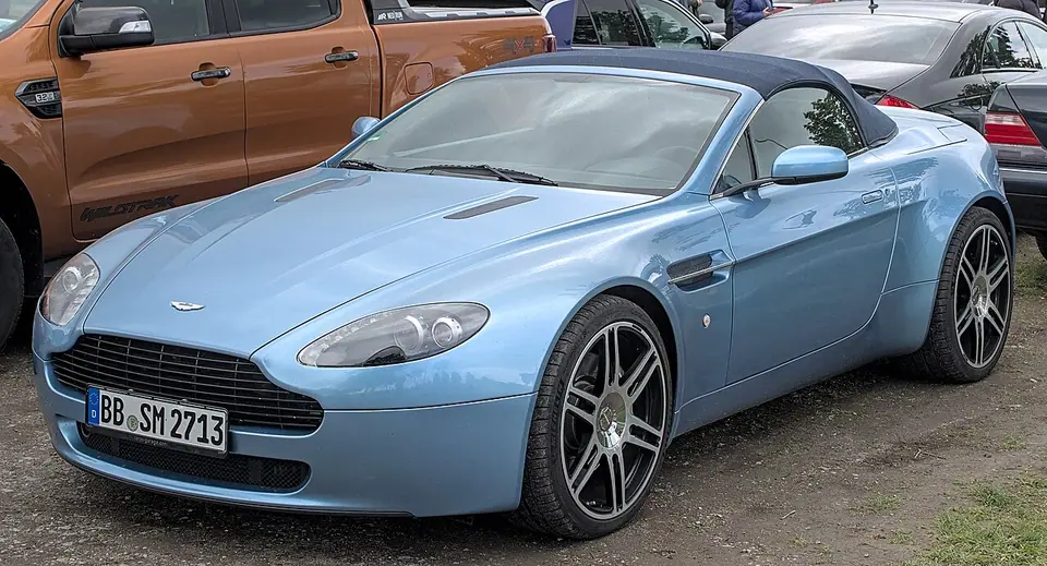 Aston Martin Vantage