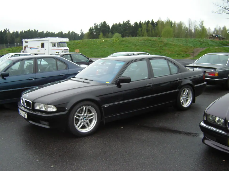 Bmw 740i Sedan