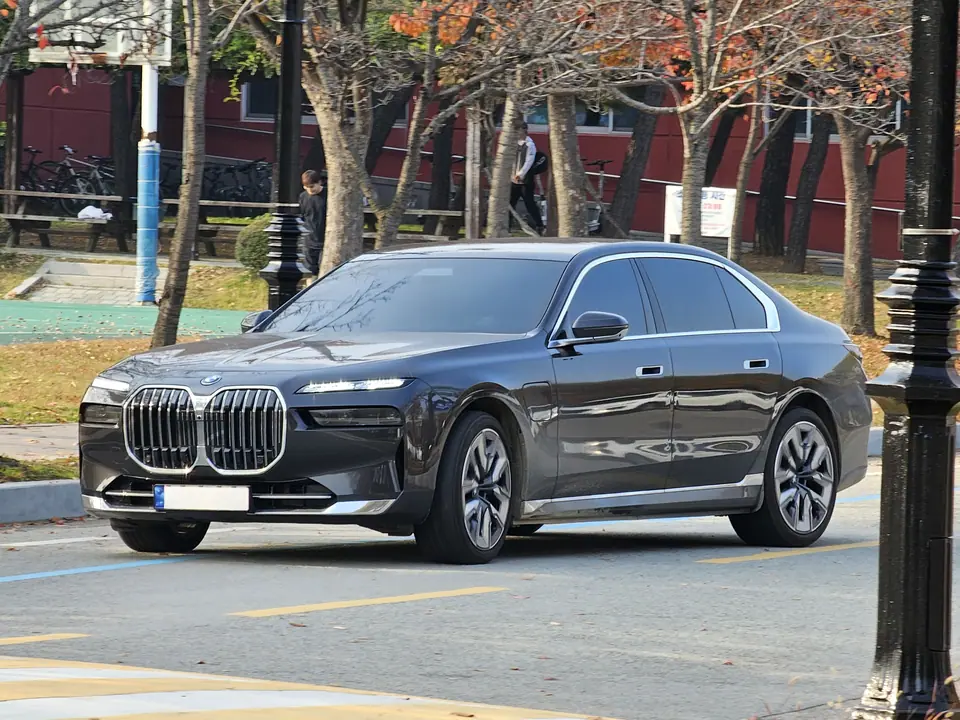 Bmw 750e Xdrive Sedan
