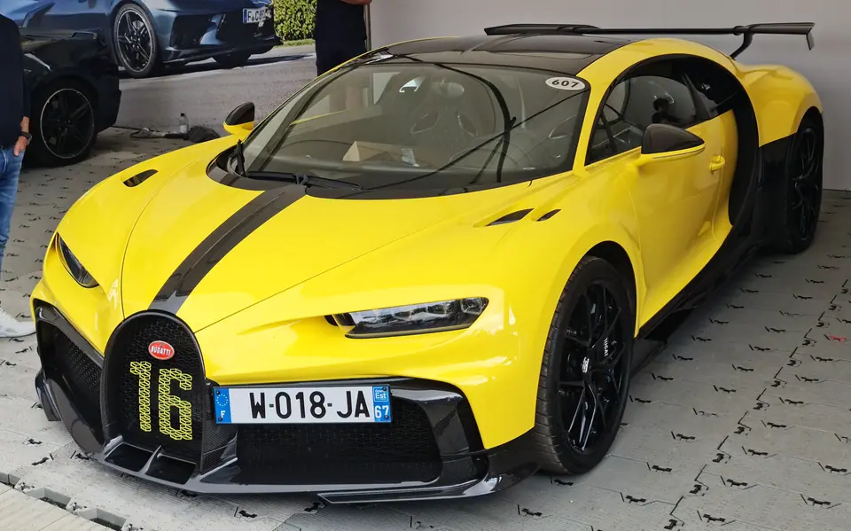 Bugatti Chiron Pur Sport