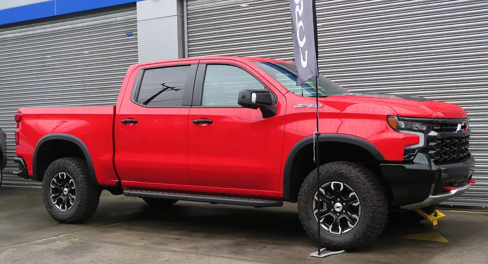 Chevrolet Silverado 4WD ZR2
