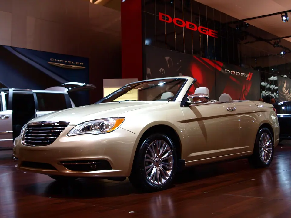 Chrysler 200 Convertible