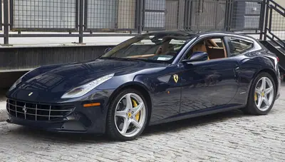 Ferrari FF