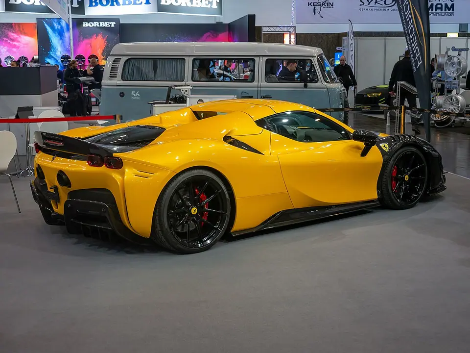 Ferrari SF90 Spider