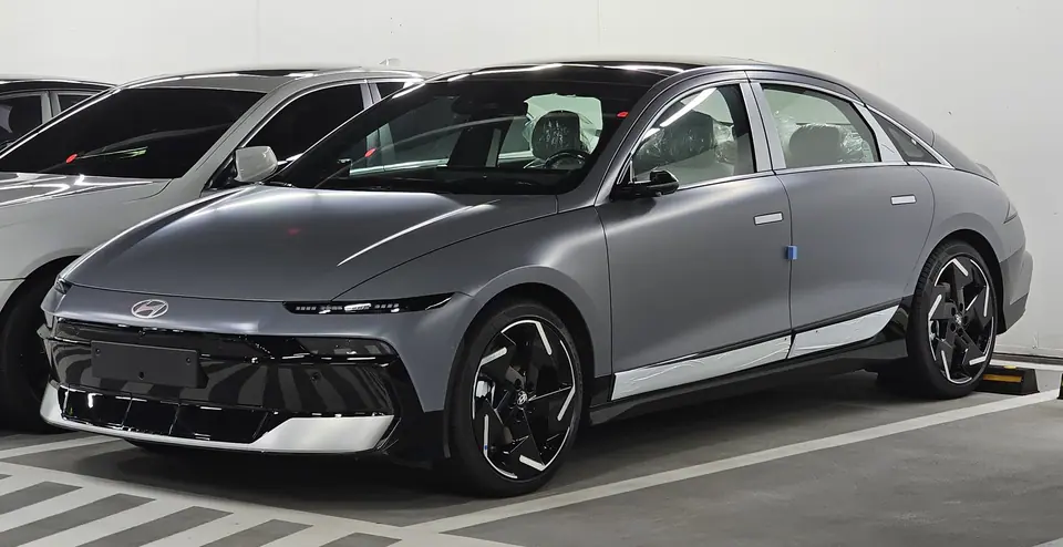 Hyundai Ioniq Blue