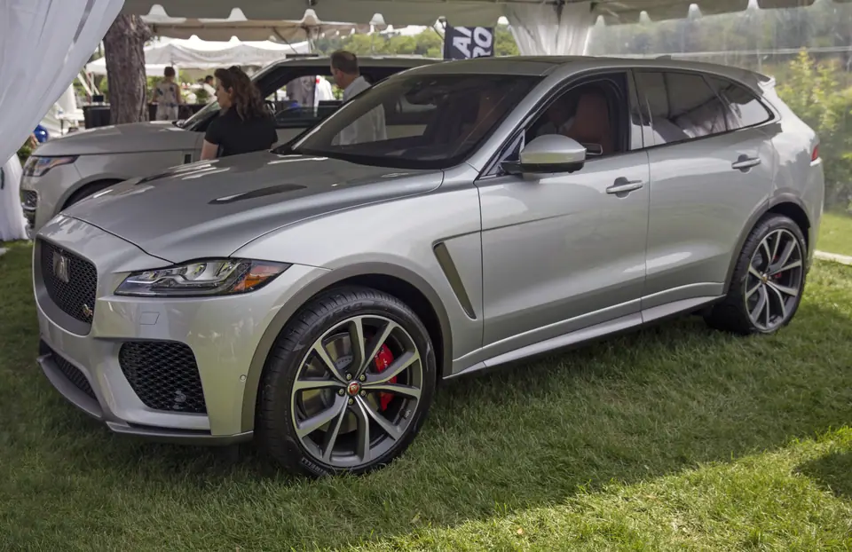 Jaguar F-Pace Svr