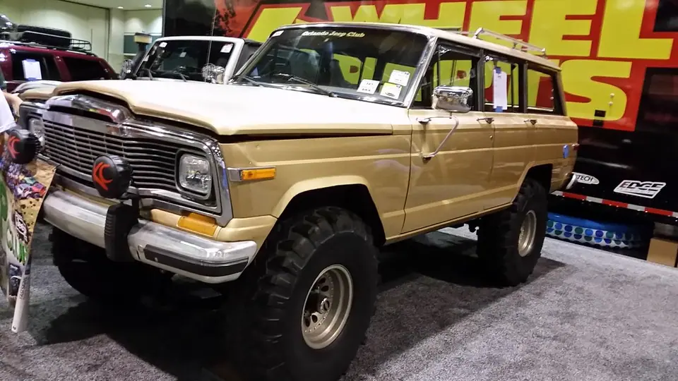 Jeep Grand Wagoneer 4WD