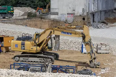 Komatsu PC240