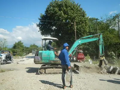 Komatsu PC30MR-1