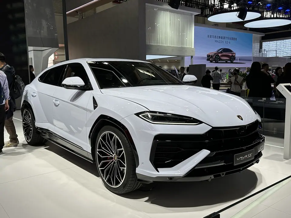 Lamborghini Urus SE
