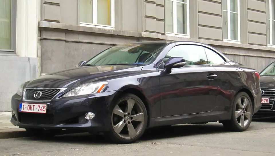 Lexus IS 250/IS 250C