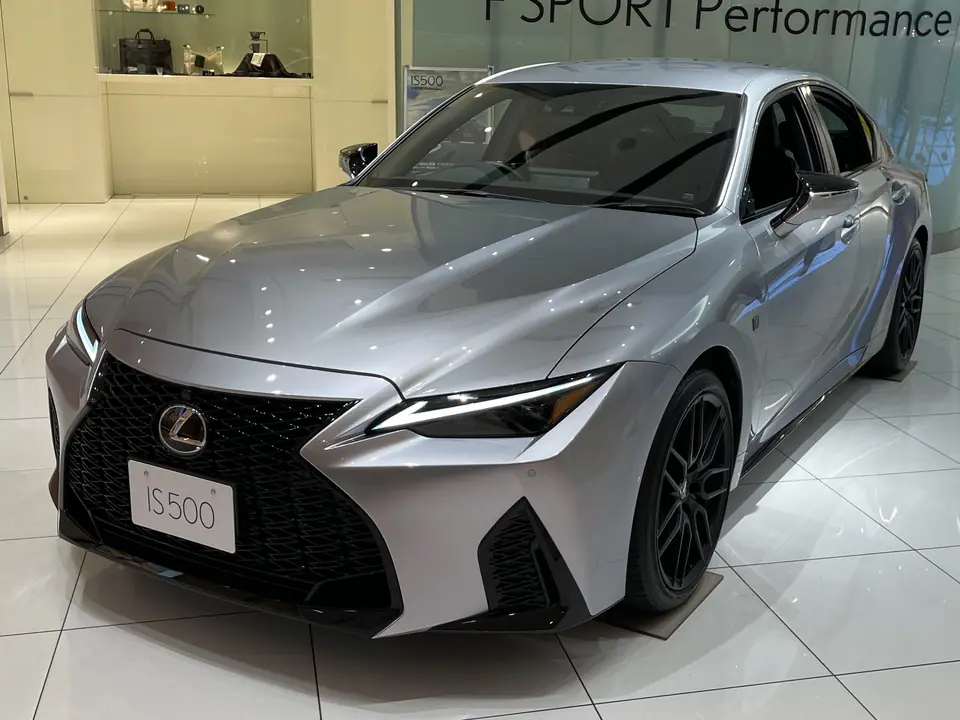 Lexus IS 500