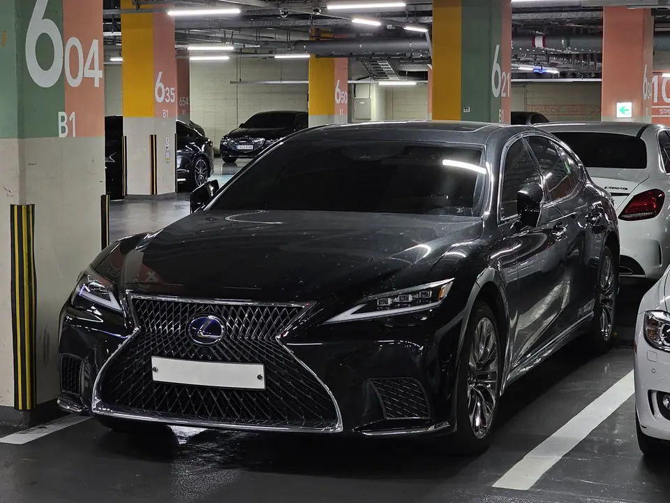 Lexus Ls 500h Awd