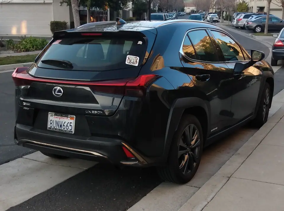 Lexus Ux 250h Awd
