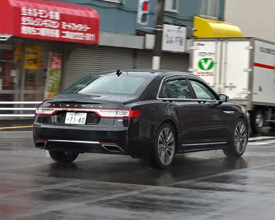 Lincoln Continental  Awd