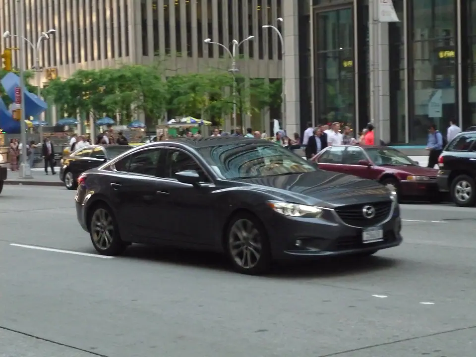 Mazda 6