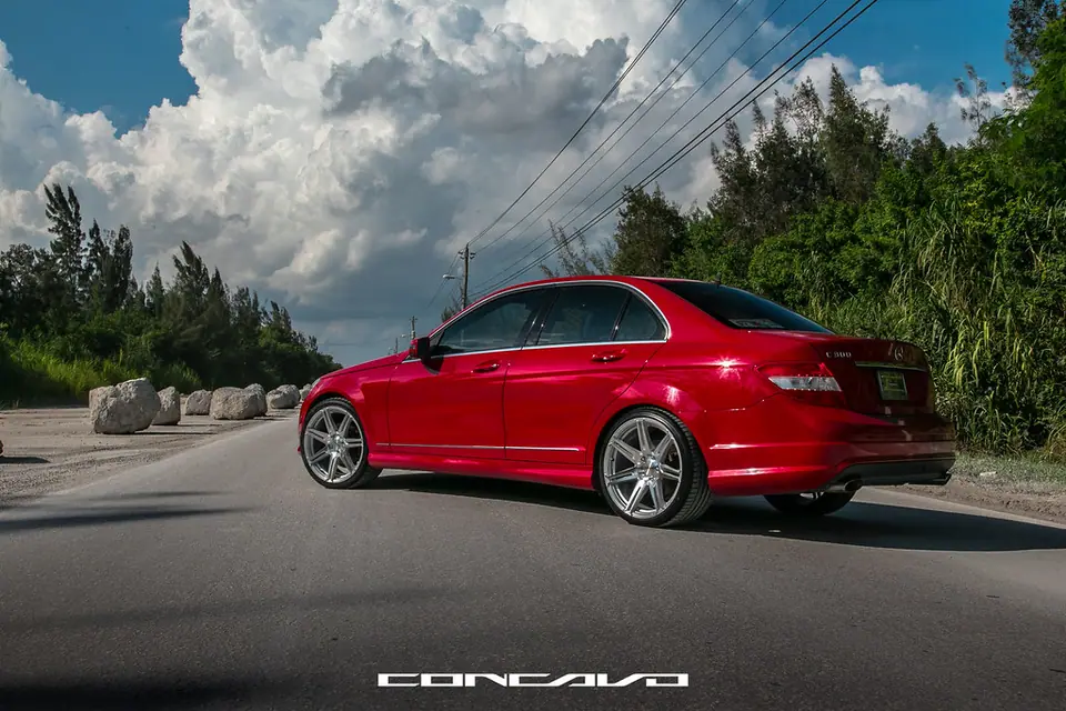 Mercedes-Benz C300