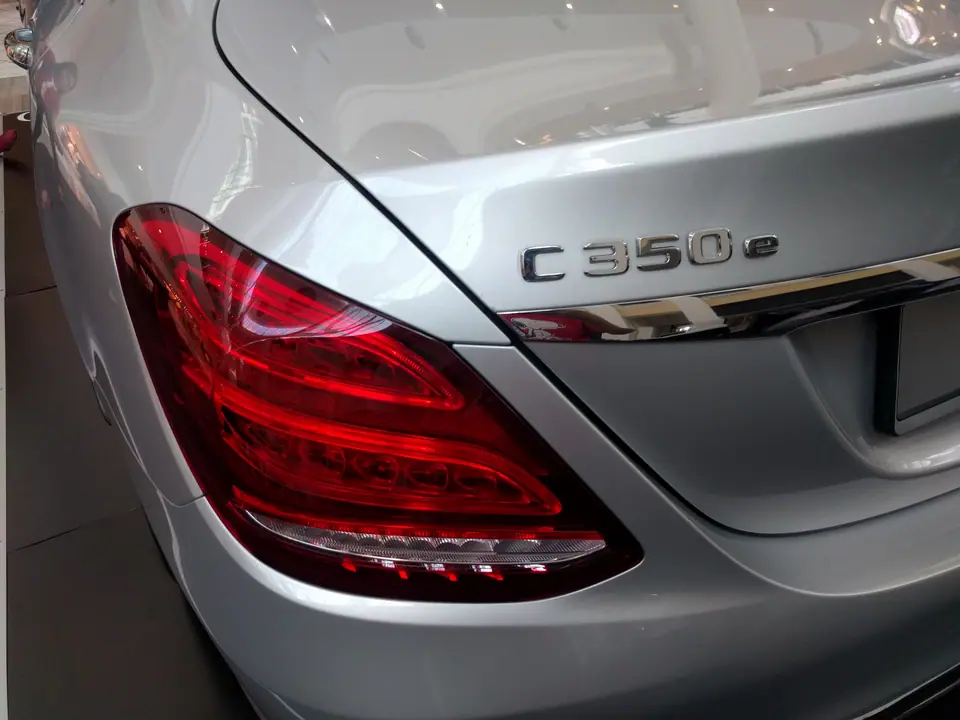 Mercedes-Benz C350e