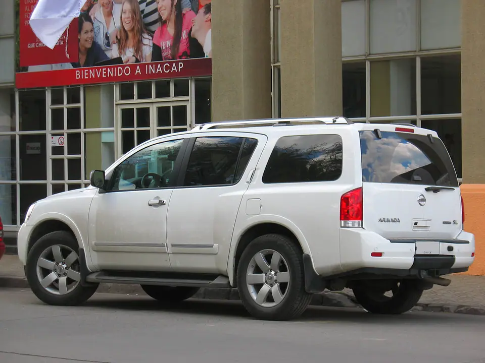 Nissan Armada 4WD
