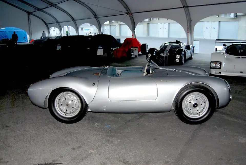 Porsche 718 Spyder