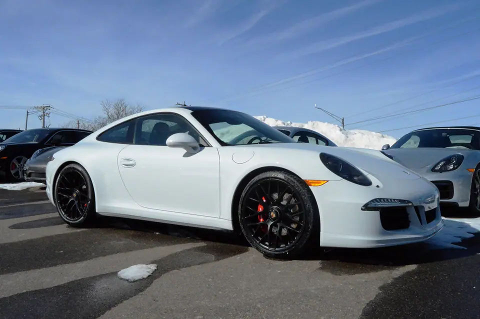 Porsche 911 Carrera Gts