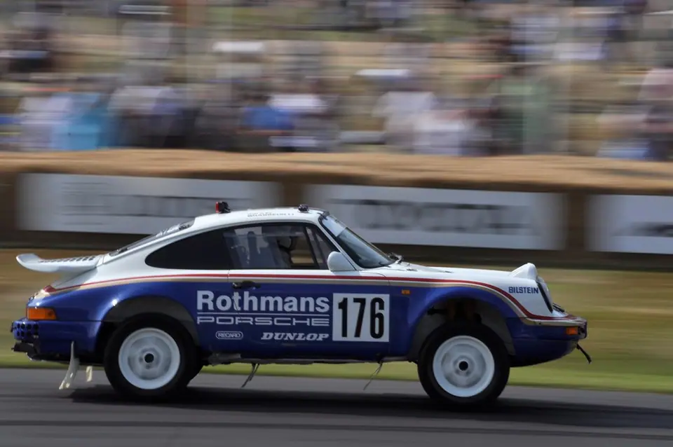 Porsche 911 Dakar