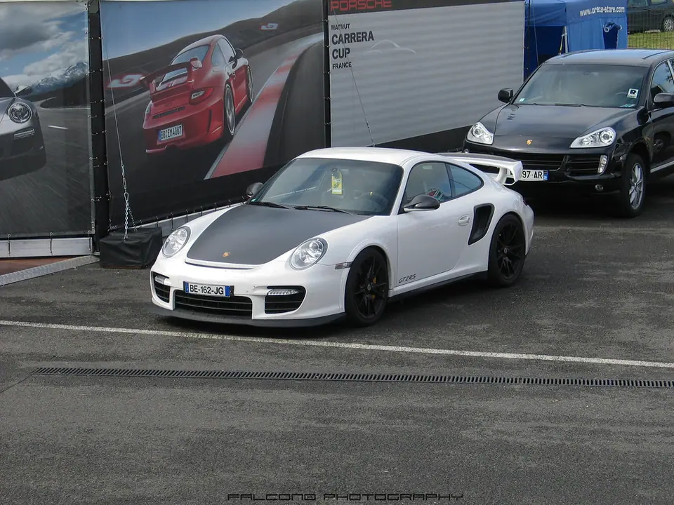Porsche 911 GT2 RS