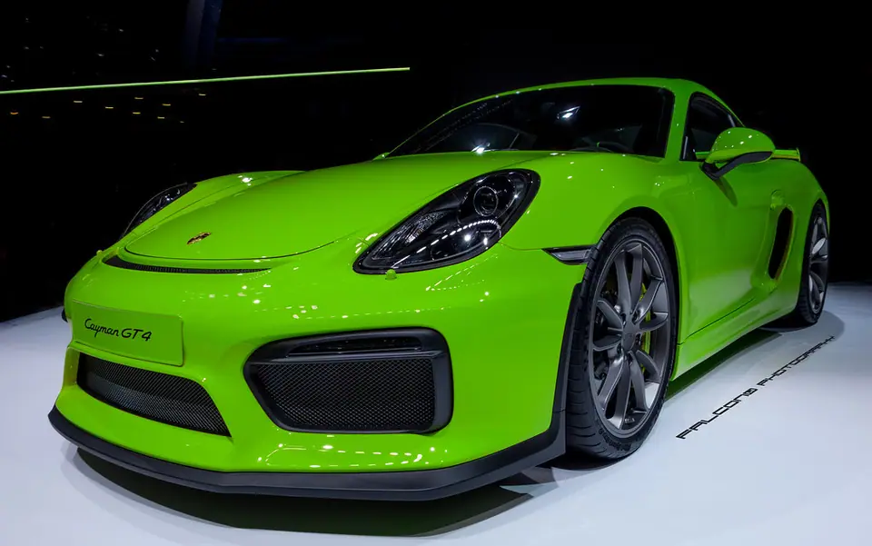 Porsche Cayman GT4