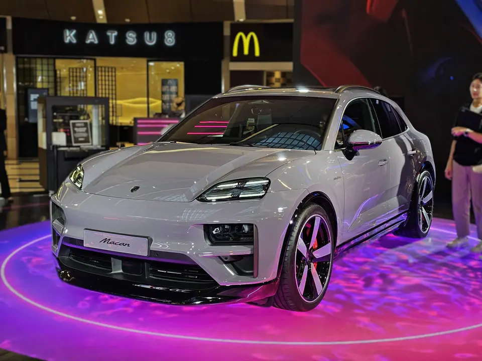 Porsche Macan 4 Electric