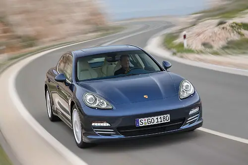 Porsche Panamera 4S
