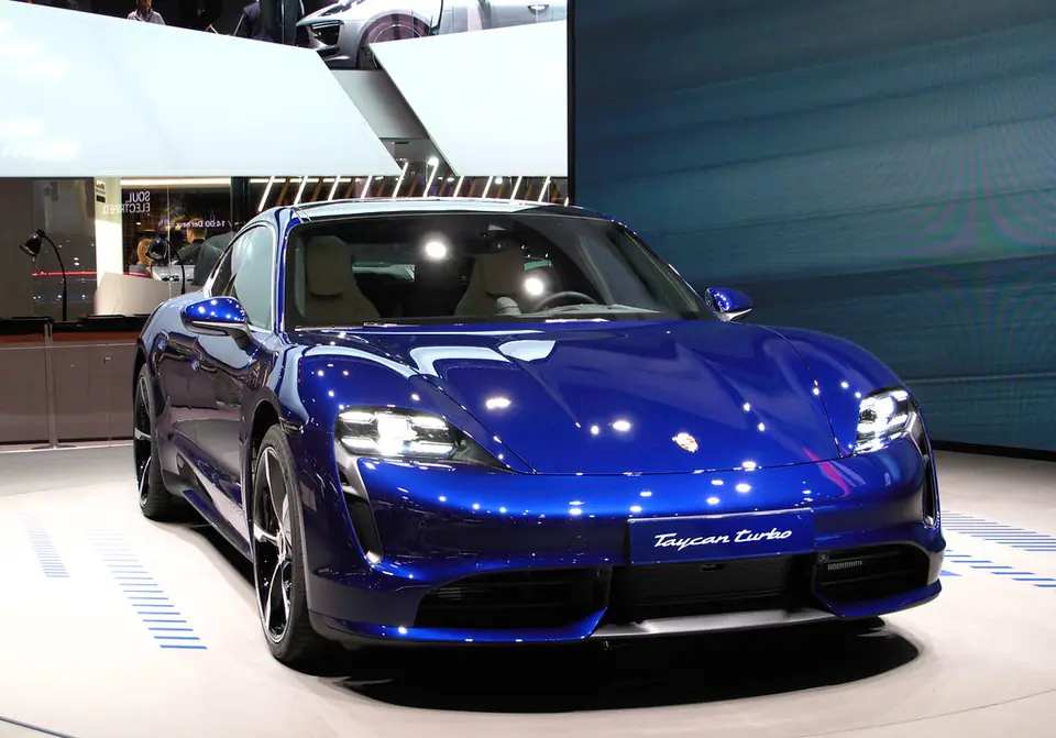 Porsche Taycan Turbo