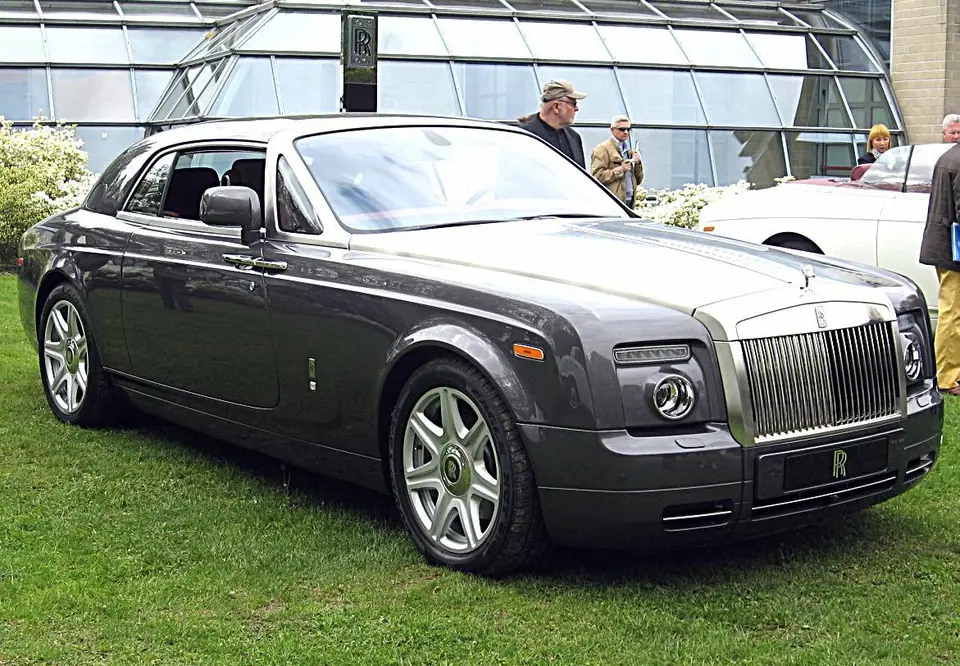 Rolls-Royce Phantom Coupe