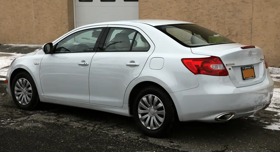 Suzuki Kizashi S