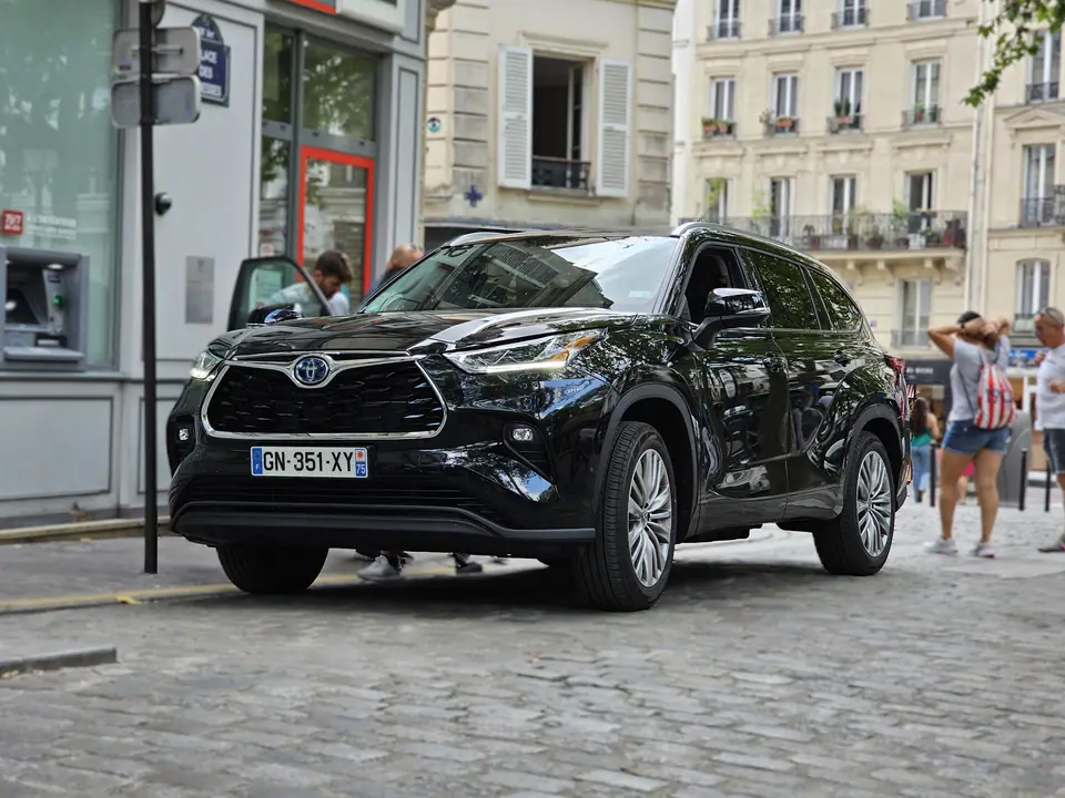 Toyota Highlander Hybrid Awd