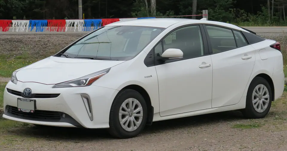 Toyota Prius Awd