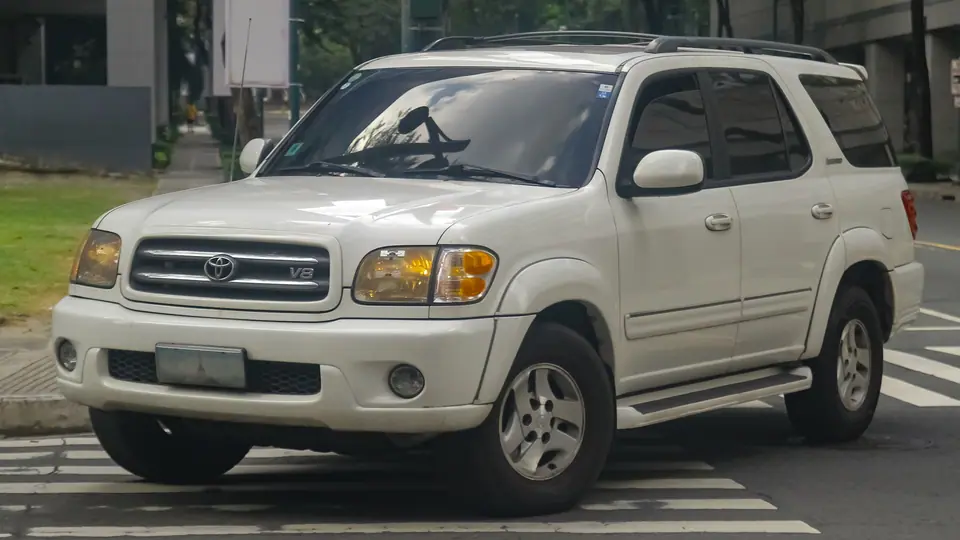 Toyota Sequoia 2WD