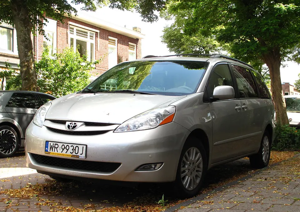 Toyota Sienna Awd