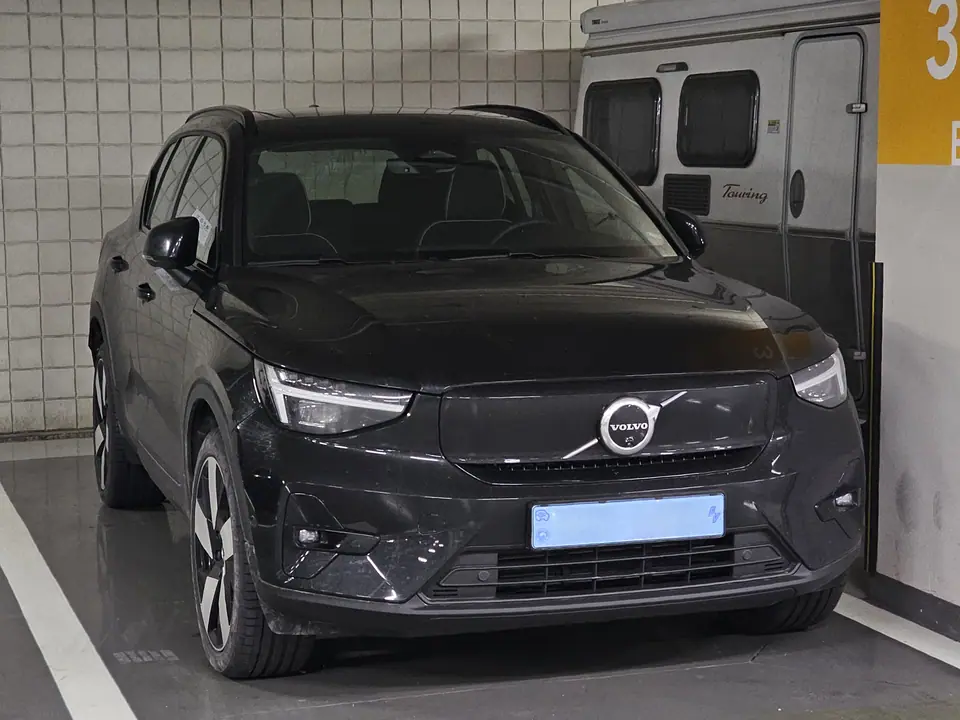 Volvo XC40 Recharge twin
